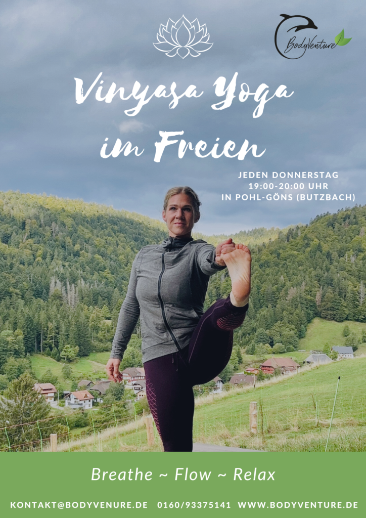 Vinyasa Yoga unter freiem Himmel in Butzbach